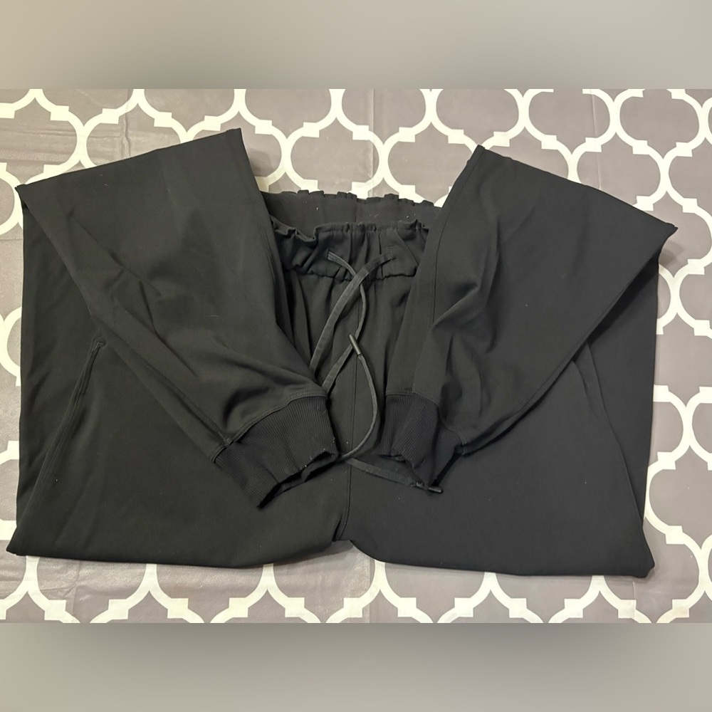 Lululemon Stretch High-Rise Women’s Black Joggers - Picture 6 of 9